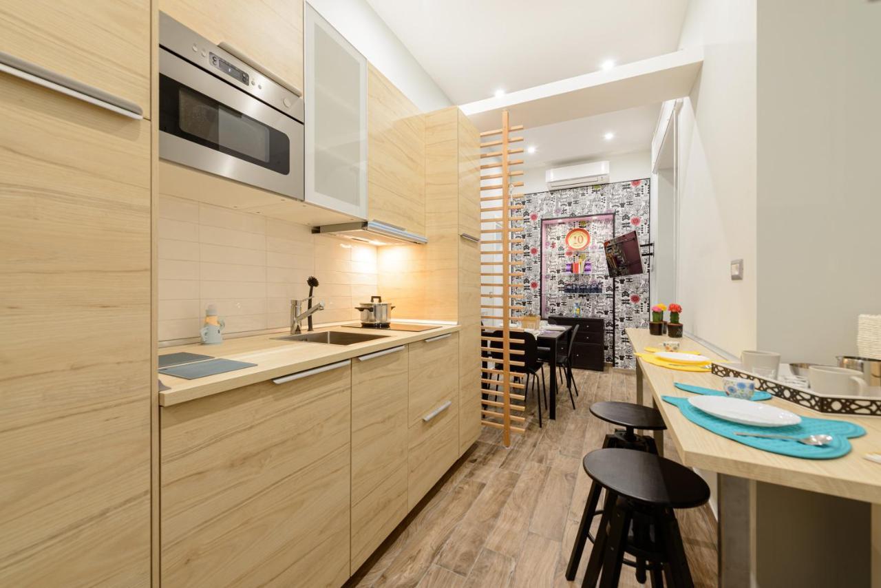 Dimora San Gennaro 10 Apartment Naples Exterior photo