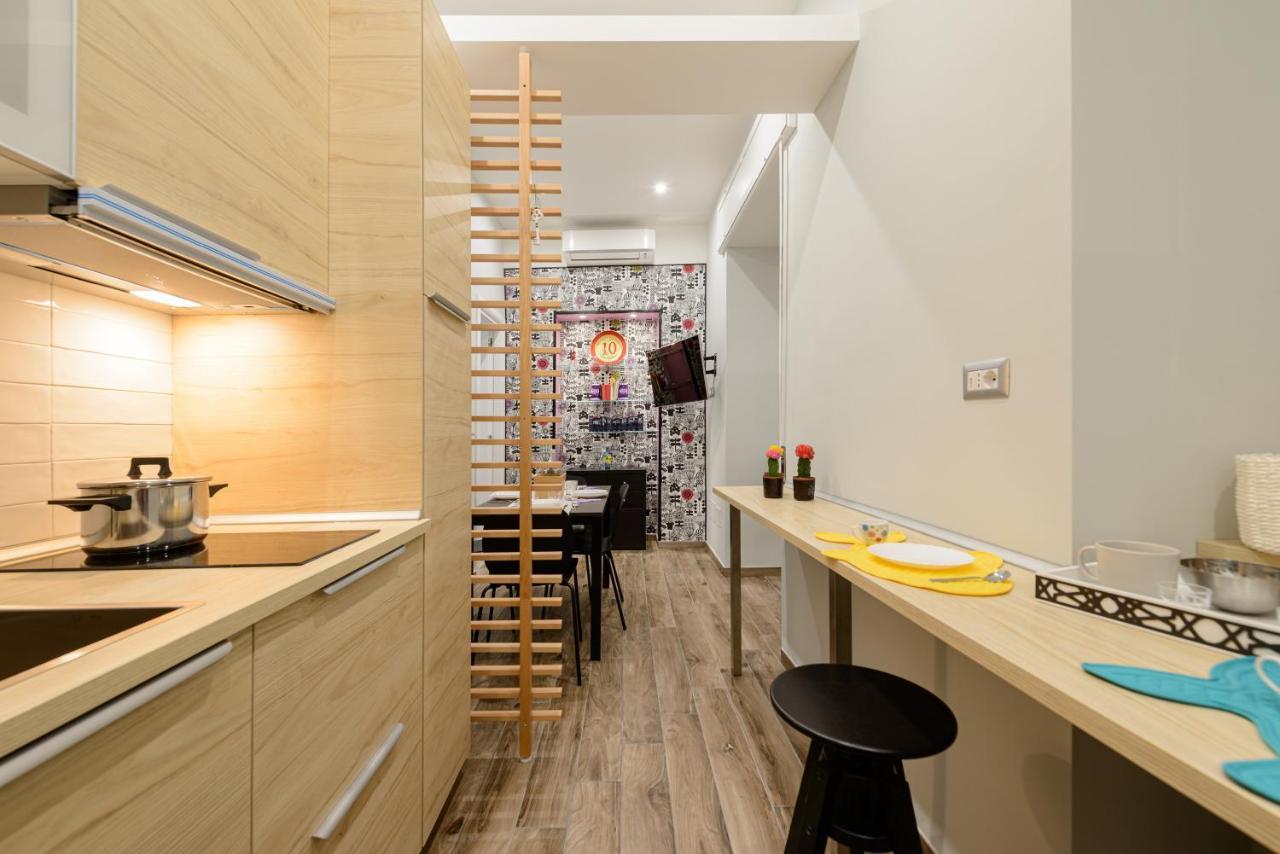Dimora San Gennaro 10 Apartment Naples Exterior photo